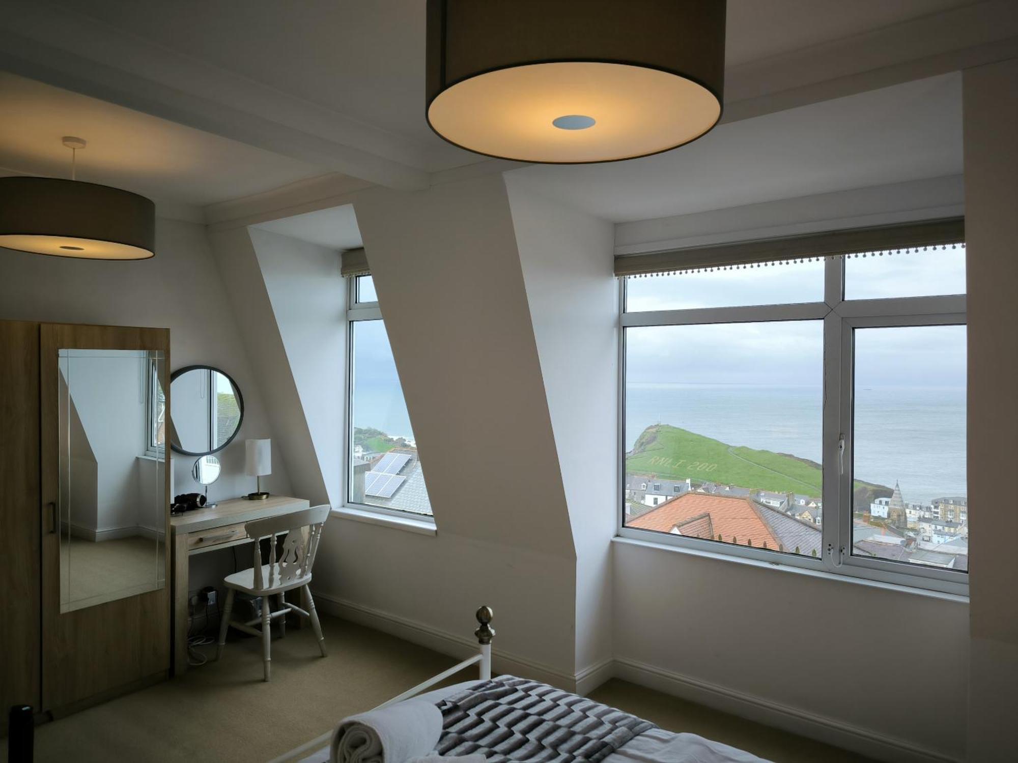 Spacious 4 Bed Victorian House With Sea Views Tjs4Tt إلفراكومبْ المظهر الخارجي الصورة